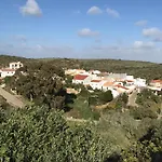 Casa Oceano-mar A Vista * Raposeira (Faro)